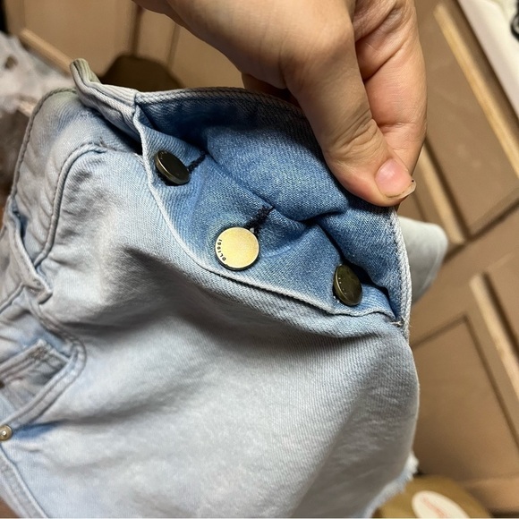 DL1961 Clara Frayed Hem Mid Rise Slim Bermuda Short Kingsland 30 I - Picture 6 of 10